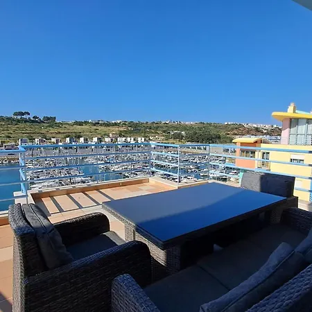 Marina Penthouse 1