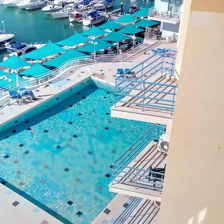 アパート Marina Penthouse 1